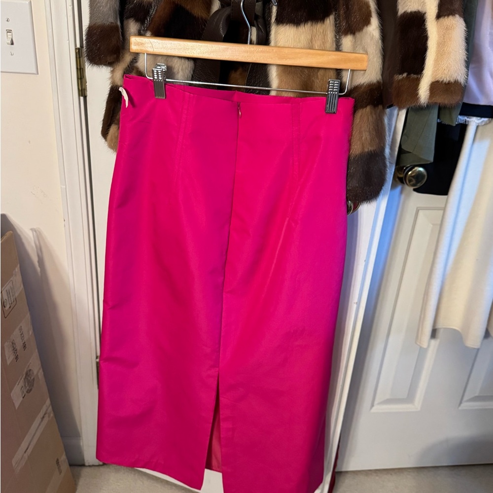 Smart Zara Fuchsia Taffeta Skirt - Picture 3 of 6